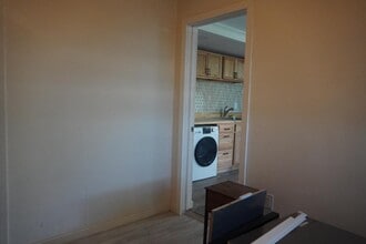 38947 Yucca Tree St, Unit Guest House in Palmdale, CA - Building Photo - Building Photo