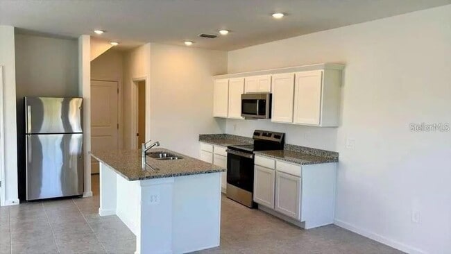 2449 Grey Hawk Dr in Kissimmee, FL - Building Photo - Building Photo