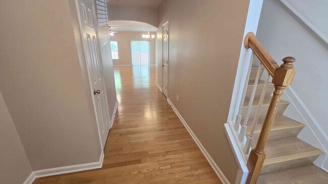 2097 Meadow Peak Rd in Duluth, GA - Building Photo - Building Photo