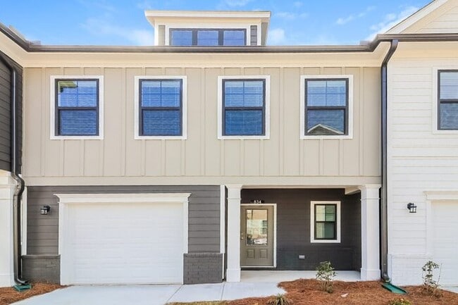 property at 834 Calvin Pk Dr