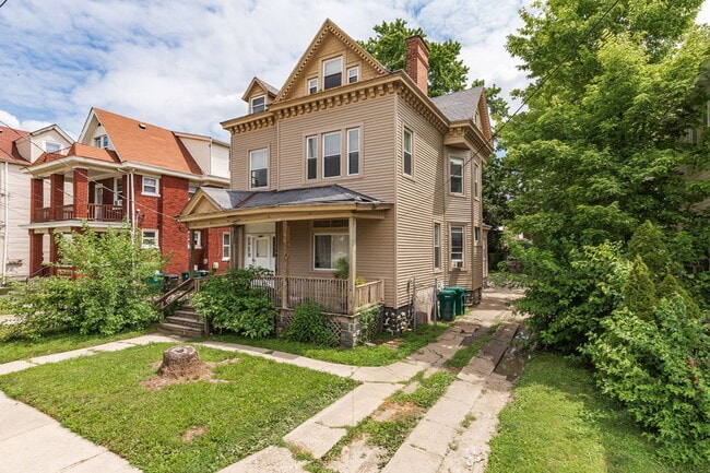 1214 Iliff Ave
