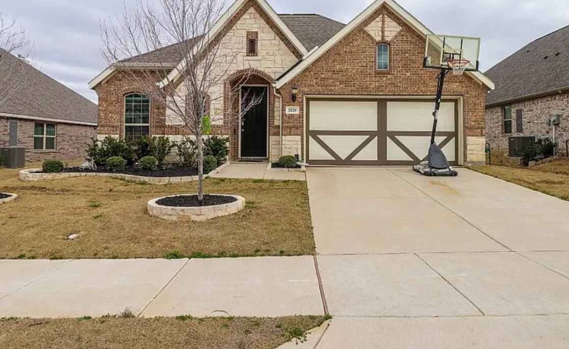 1128 Diamond Dove Dr in Little Elm, TX - Building Photo