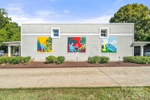 604 E Iredell Ave in Mooresville, NC - Building Photo