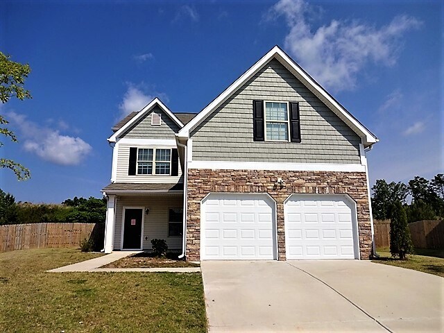 202 Monarch Way in Hiram, GA - Building Photo