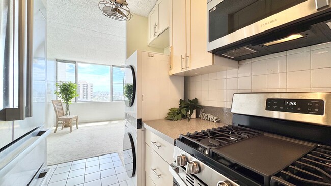property at 1624 Dole St