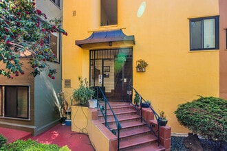230 Orange in Oakland, CA - Building Photo - Building Photo