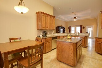 6733 Old Square Dr in Corpus Christi, TX - Building Photo - Building Photo