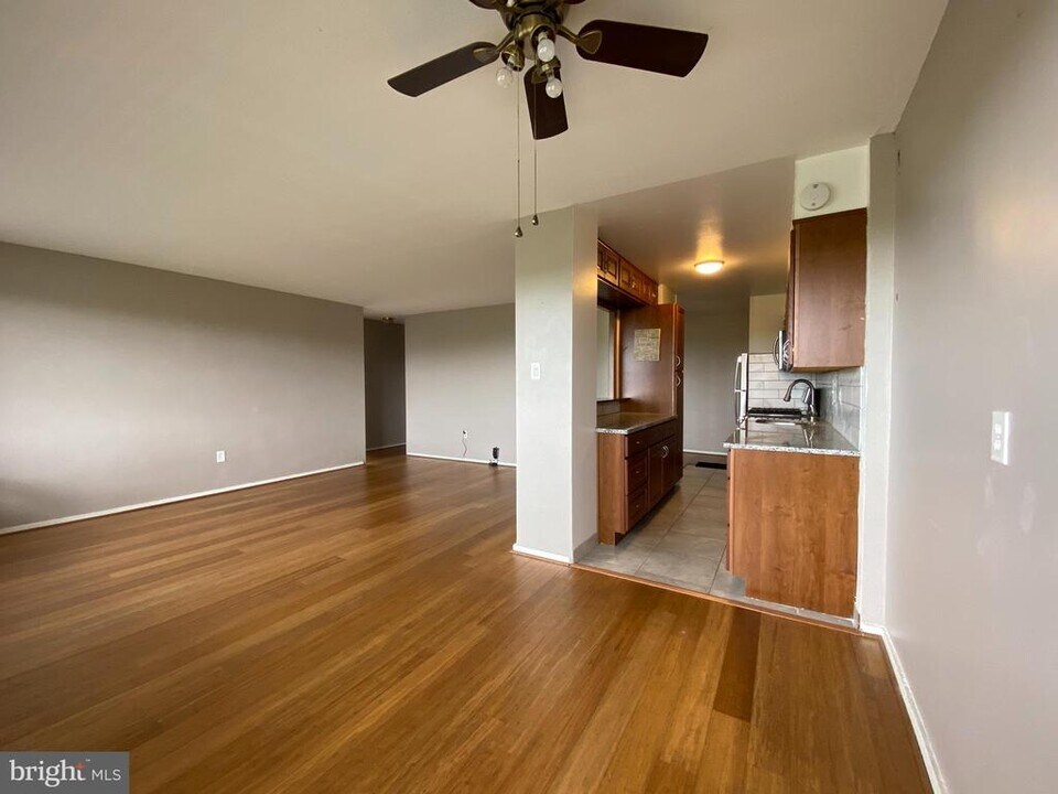 807 Barclay Towers in Cherry Hill Township, NJ - Building Photo