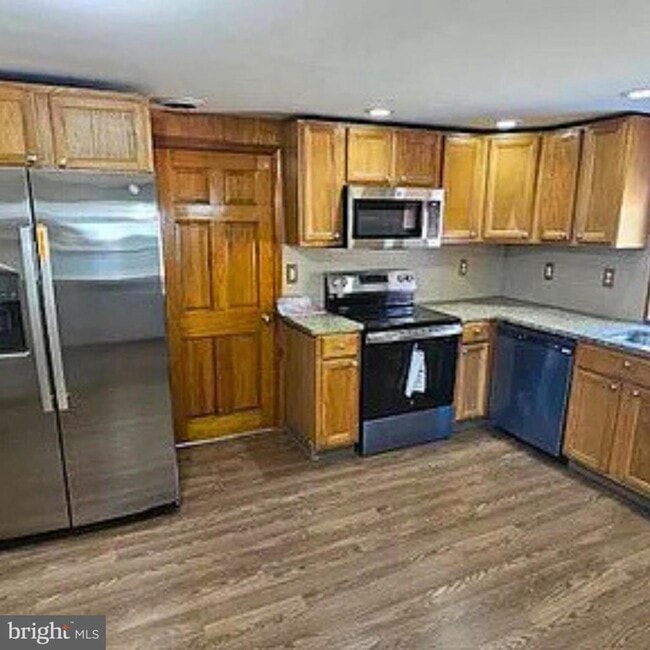 property at 94 Buttonwood Ave
