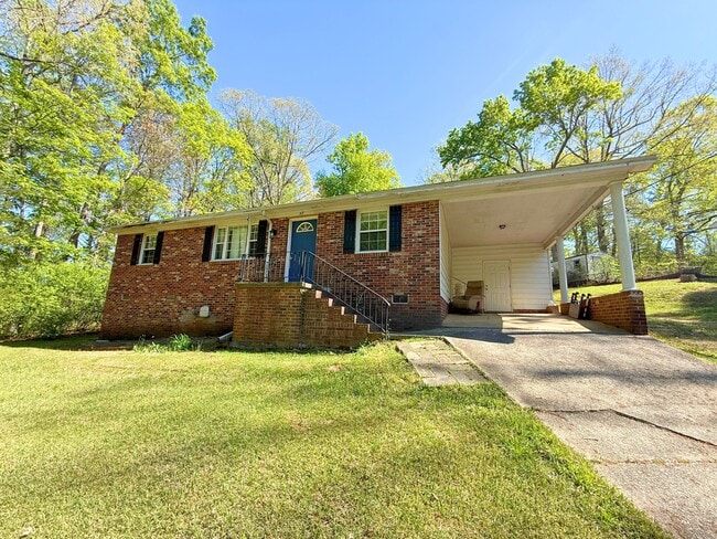 37 Carriage Dr in Greenville, SC - Building Photo - Building Photo