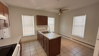 29 South St, Unit 2 in Northborough, MA - Building Photo - Building Photo