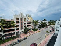 1225 Collins Ave, Unit 505 in Miami Beach, FL - Building Photo - Building Photo