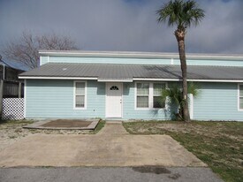 4026 Upas St in Panama City, FL - Building Photo