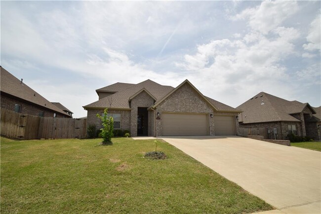 property at 4203 SW Bermuda Ave