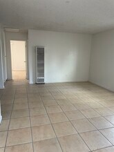 21410 Golden Hills Blvd, Unit C in Tehachapi, CA - Building Photo - Building Photo