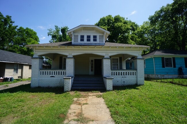 property at 4335 Jackson St