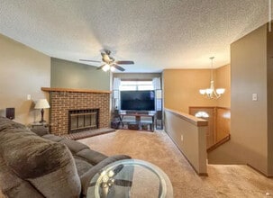 902 Connecticut Ave in Manhattan, KS - Building Photo - Building Photo