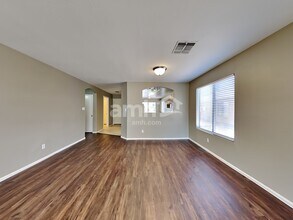 13177 W Mauna Loa Ln in Surprise, AZ - Building Photo - Building Photo