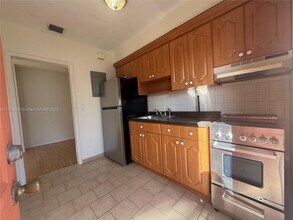 233 NW 45th Ave in Miami, FL - Building Photo - Building Photo