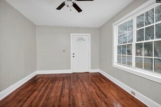 706 Westside Dr in West Columbia, SC - Building Photo - Building Photo