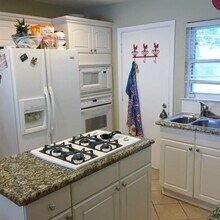 9926 Dresden Dr in Dallas, TX - Building Photo - Building Photo