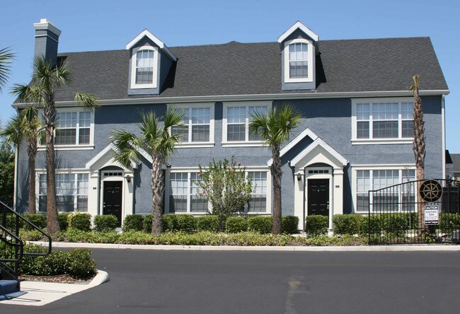 Admirals Walk in Sarasota, FL - Foto de edificio - Building Photo