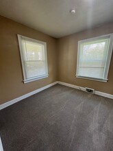 5045 Bellefontaine Ave in Kansas City, MO - Building Photo - Building Photo