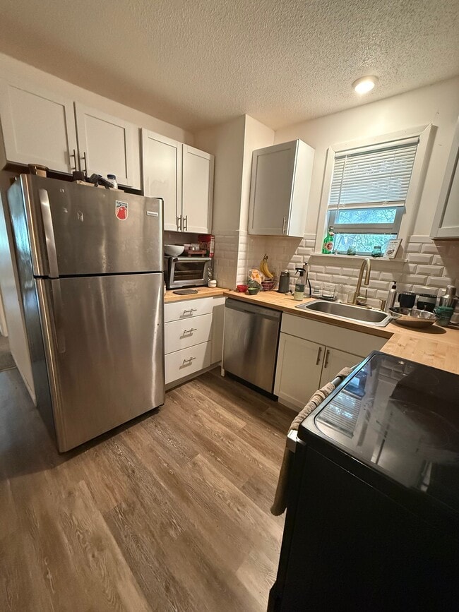property at 1716 Tyler St NE