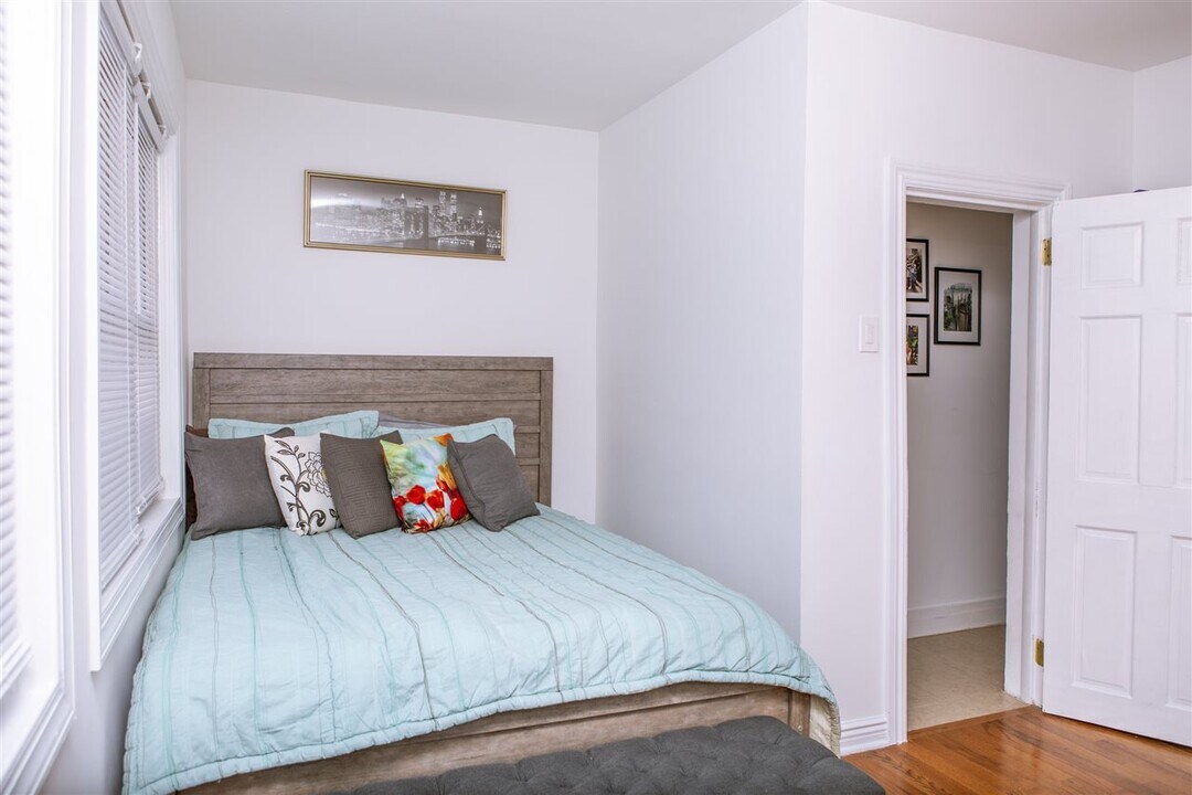 213 Nunda Ave-Unit -2 in Jersey City, NJ - Building Photo