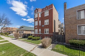 7953 S Wolcott Ave Chicago, IL 60620 in Chicago, IL - Building Photo - Building Photo