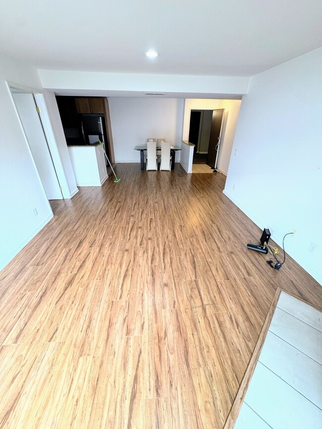 8300 Manitoba St, Unit 223 in Playa Del Rey, CA - Building Photo - Building Photo
