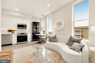 2005 11th St NW in Washington, DC - Building Photo