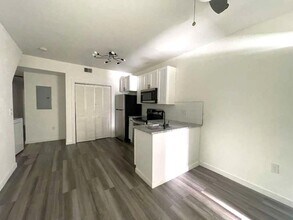 6145 Lansdowne Ave in Philadelphia, PA - Building Photo - Building Photo