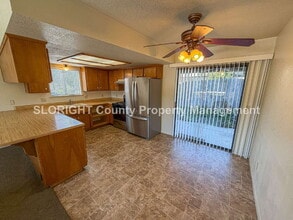 5585 Tunitas Ave in Atascadero, CA - Building Photo - Building Photo