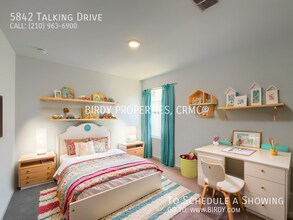 5842 Talking Dr in Von Ormy, TX - Building Photo - Building Photo