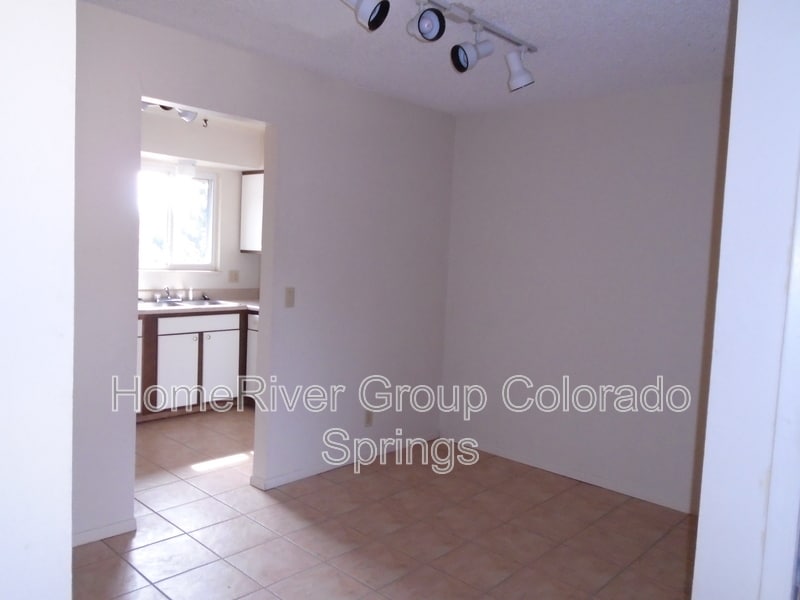 3217 W Bijou St in Colorado Springs, CO - Building Photo
