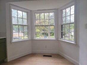 266 Whitaker Cir NW in Atlanta, GA - Foto de edificio - Building Photo