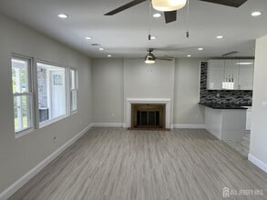 197 Carteret Ave in Carteret, NJ - Foto de edificio - Building Photo