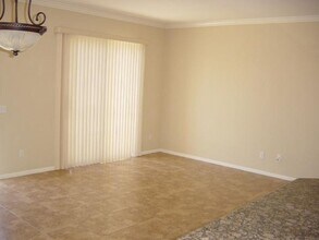 1500 Cir Ranch Way in Oceanside, CA - Building Photo - Building Photo