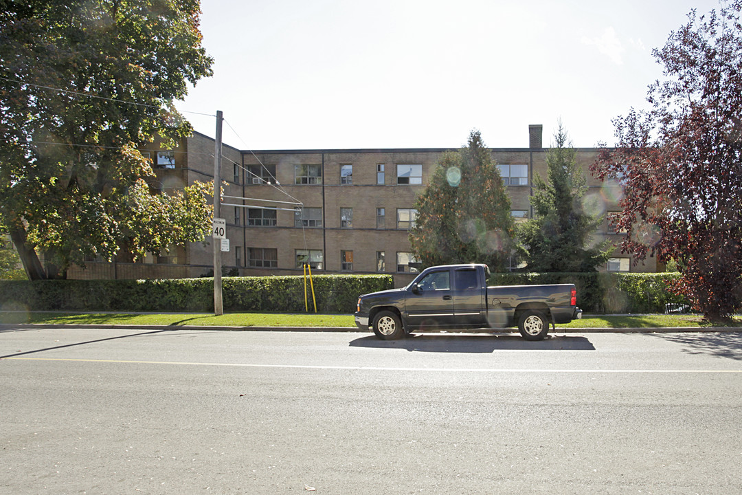 177 Berry Rd in Toronto, ON - Building Photo