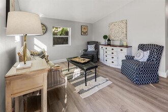 1606 E Osborne Ave in Tampa, FL - Building Photo - Building Photo