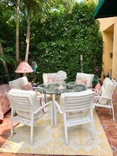 200 Everglade Ave in Palm Beach, FL - Foto de edificio - Building Photo