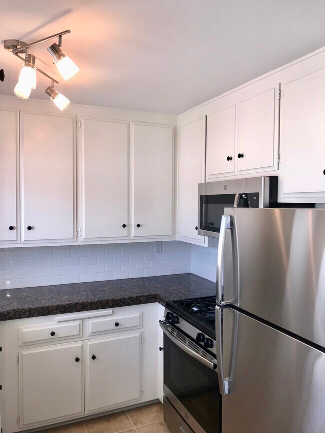 4245 34th St in San Diego, CA - Foto de edificio - Building Photo