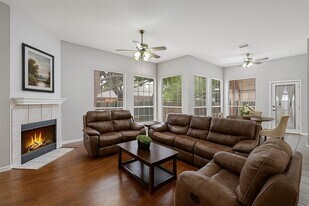 901 Cashew Ln in Cedar Park, TX - Building Photo