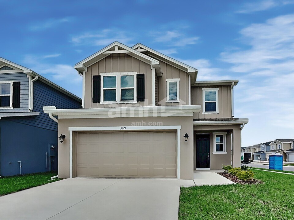 3321 Carthage Ave in Parrish, FL - Building Photo
