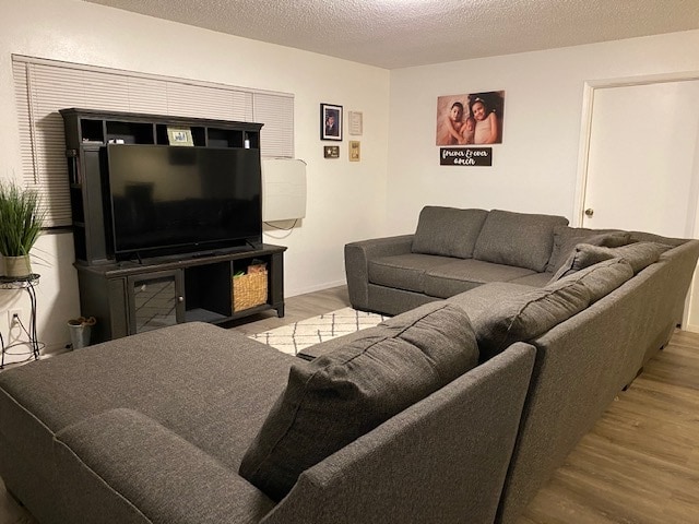 1940 Yale St in Visalia, CA - Foto de edificio - Building Photo