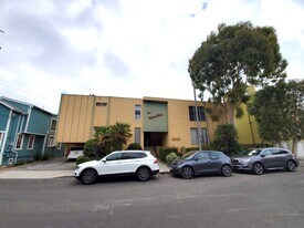 The Venetian in Venice, CA - Building Photo