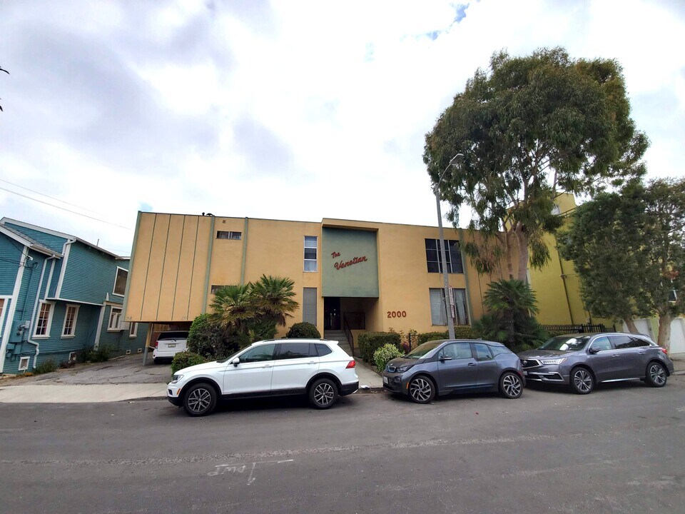 The Venetian in Venice, CA - Building Photo