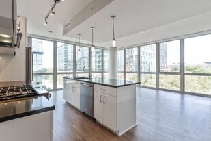 88 V St SW in Washington, DC - Building Photo