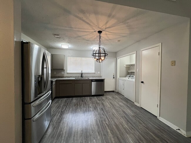 22530 August Leaf Dr in Tomball, TX - Building Photo - Building Photo